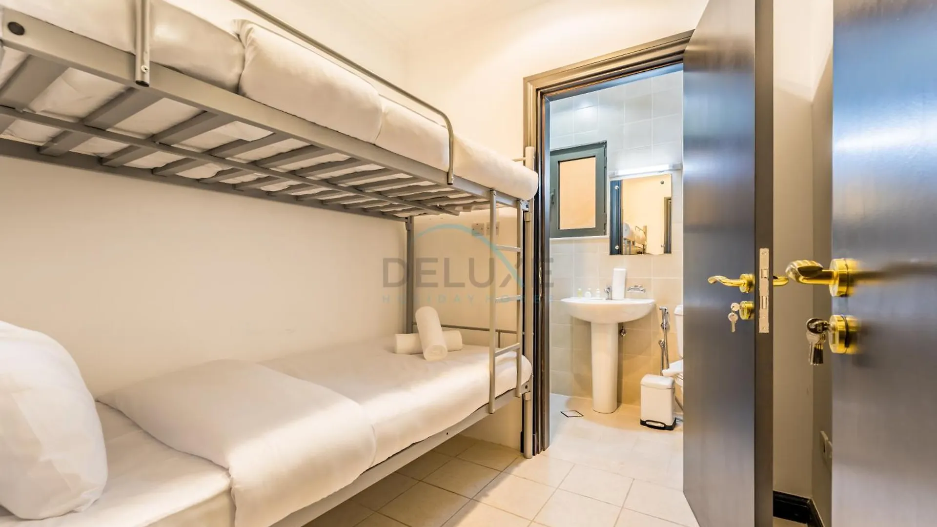Close To The Beach 4Br And Assistant'S Room Villa With Bbq Facility, Canal Cove, Palm Jumeirah By Deluxe Holiday Homes Dubai 0*,