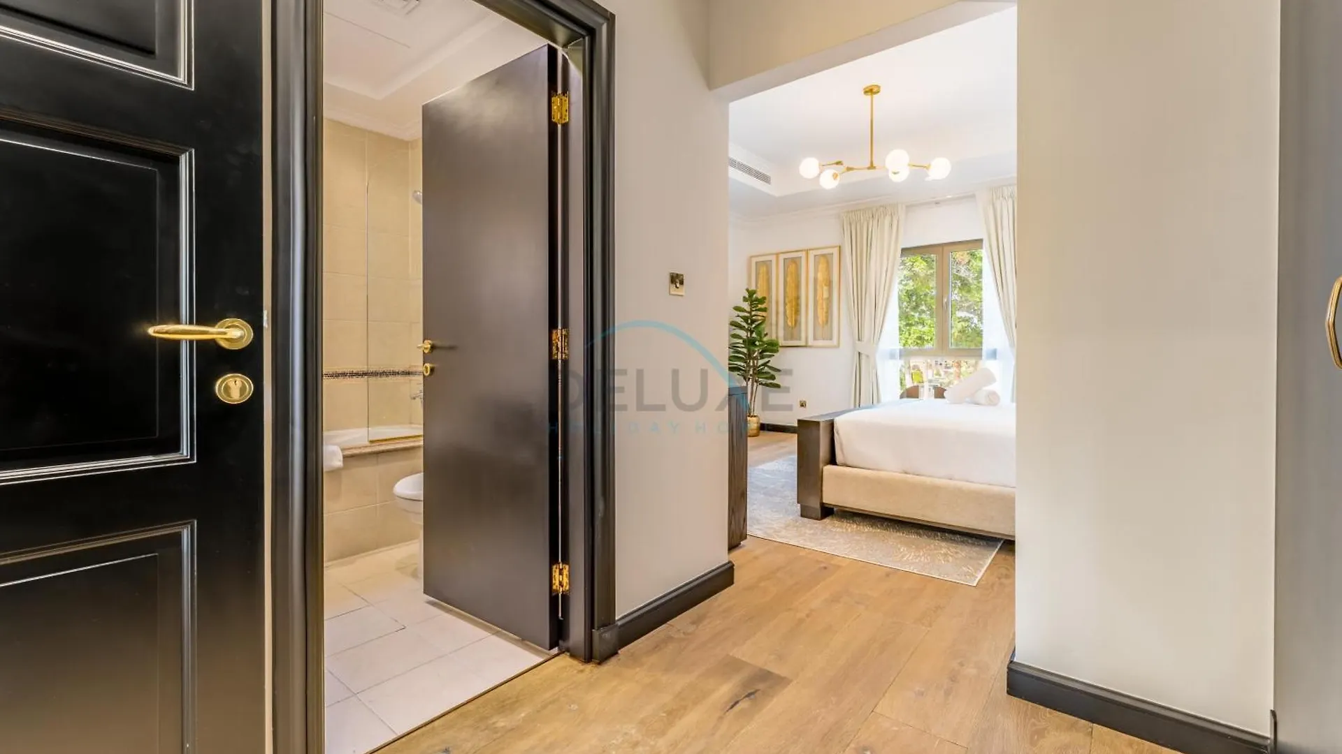 Close To The Beach 4Br And Assistant'S Room Villa With Bbq Facility, Canal Cove, Palm Jumeirah By Deluxe Holiday Homes Dubai United Arab Emirates