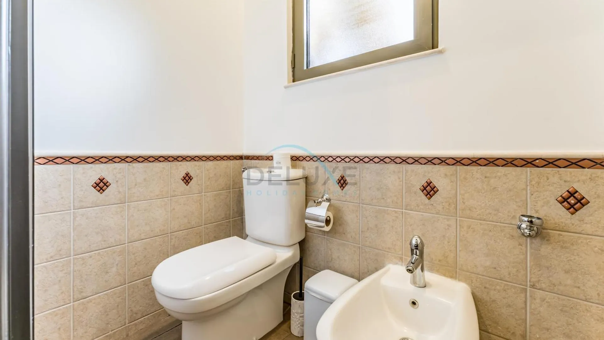 Close To The Beach 4Br And Assistant'S Room Villa With Bbq Facility, Canal Cove, Palm Jumeirah By Deluxe Holiday Homes Dubai United Arab Emirates