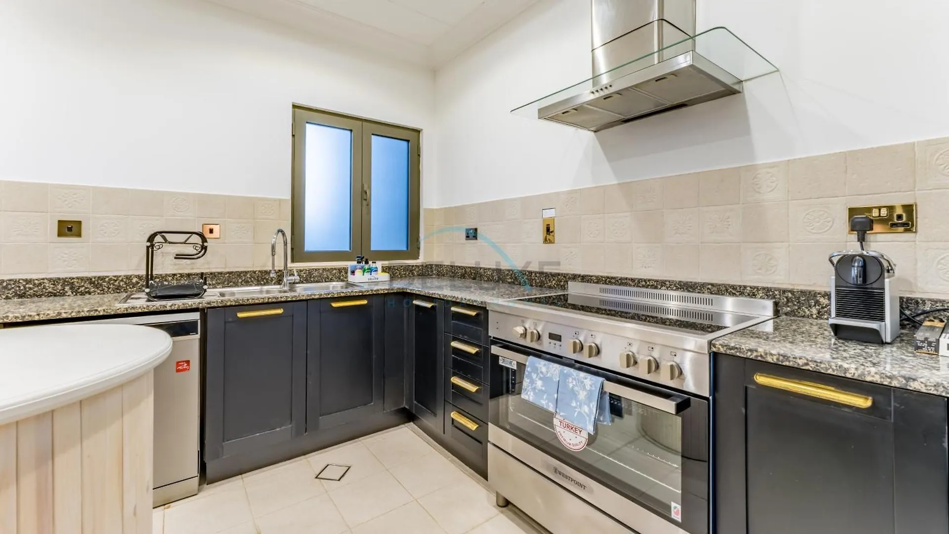 Close To The Beach 4Br And Assistant'S Room Villa With Bbq Facility, Canal Cove, Palm Jumeirah By Deluxe Holiday Homes Dubai