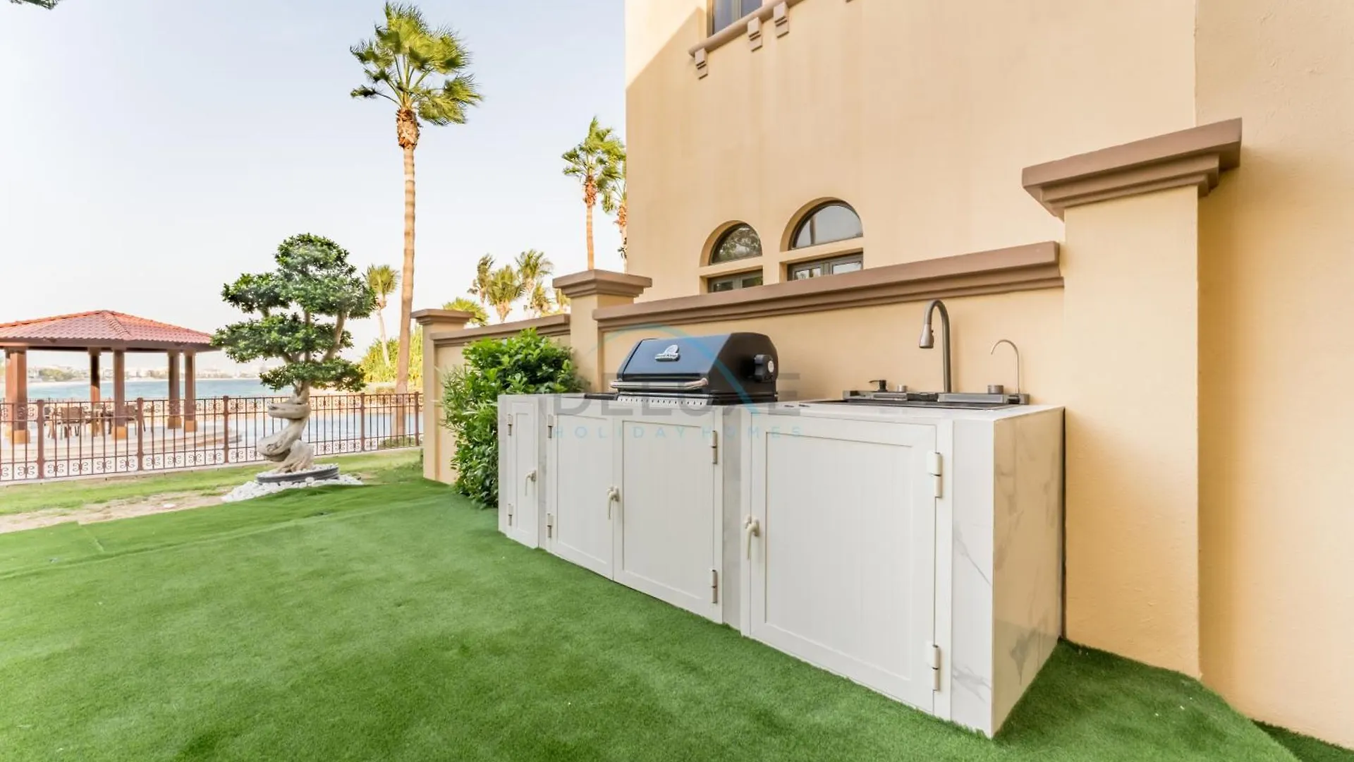 Close To The Beach 4Br And Assistant'S Room Villa With Bbq Facility, Canal Cove, Palm Jumeirah By Deluxe Holiday Homes Dubai