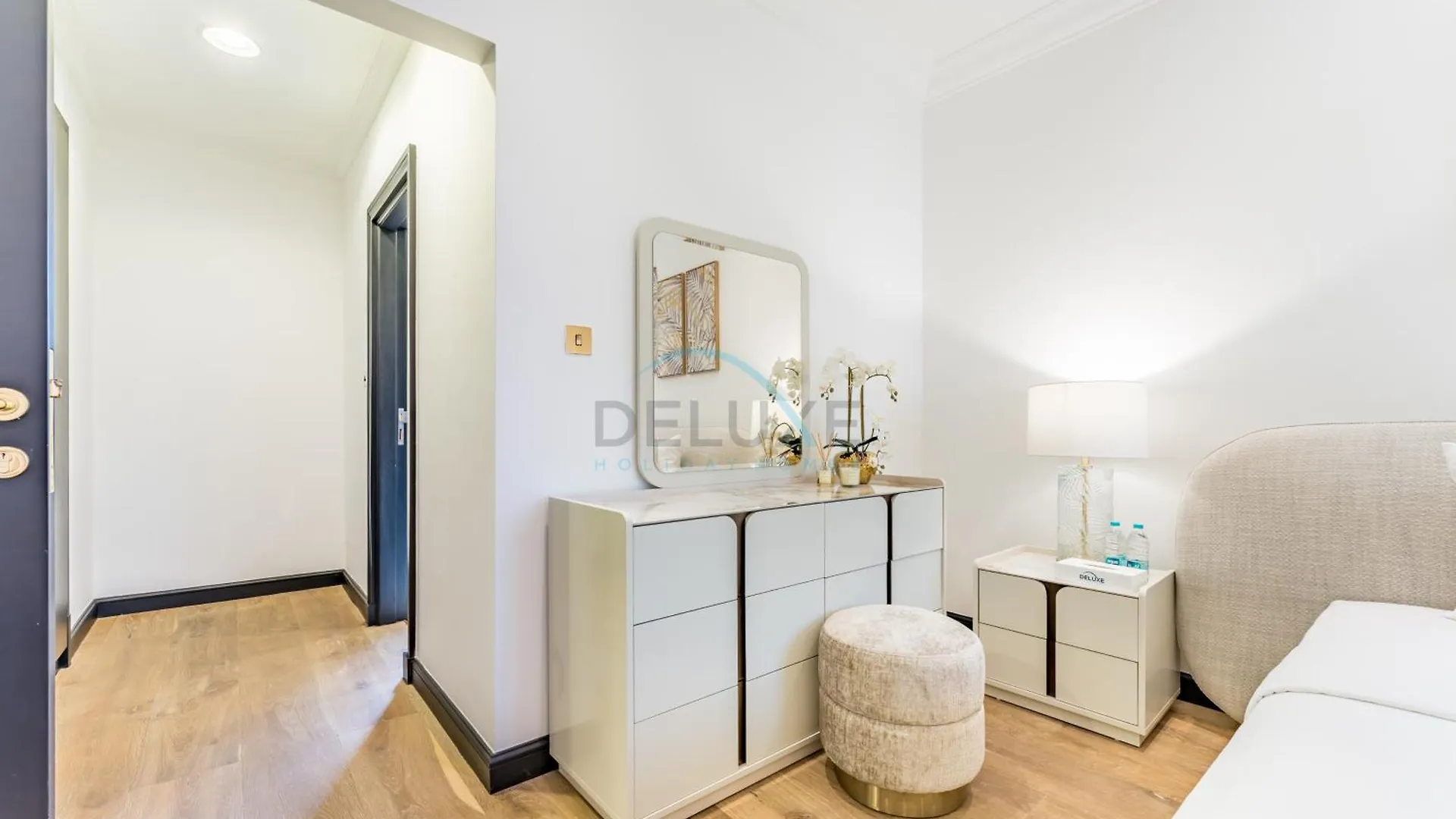 Close To The Beach 4Br And Assistant'S Room Villa With Bbq Facility, Canal Cove, Palm Jumeirah By Deluxe Holiday Homes Dubai