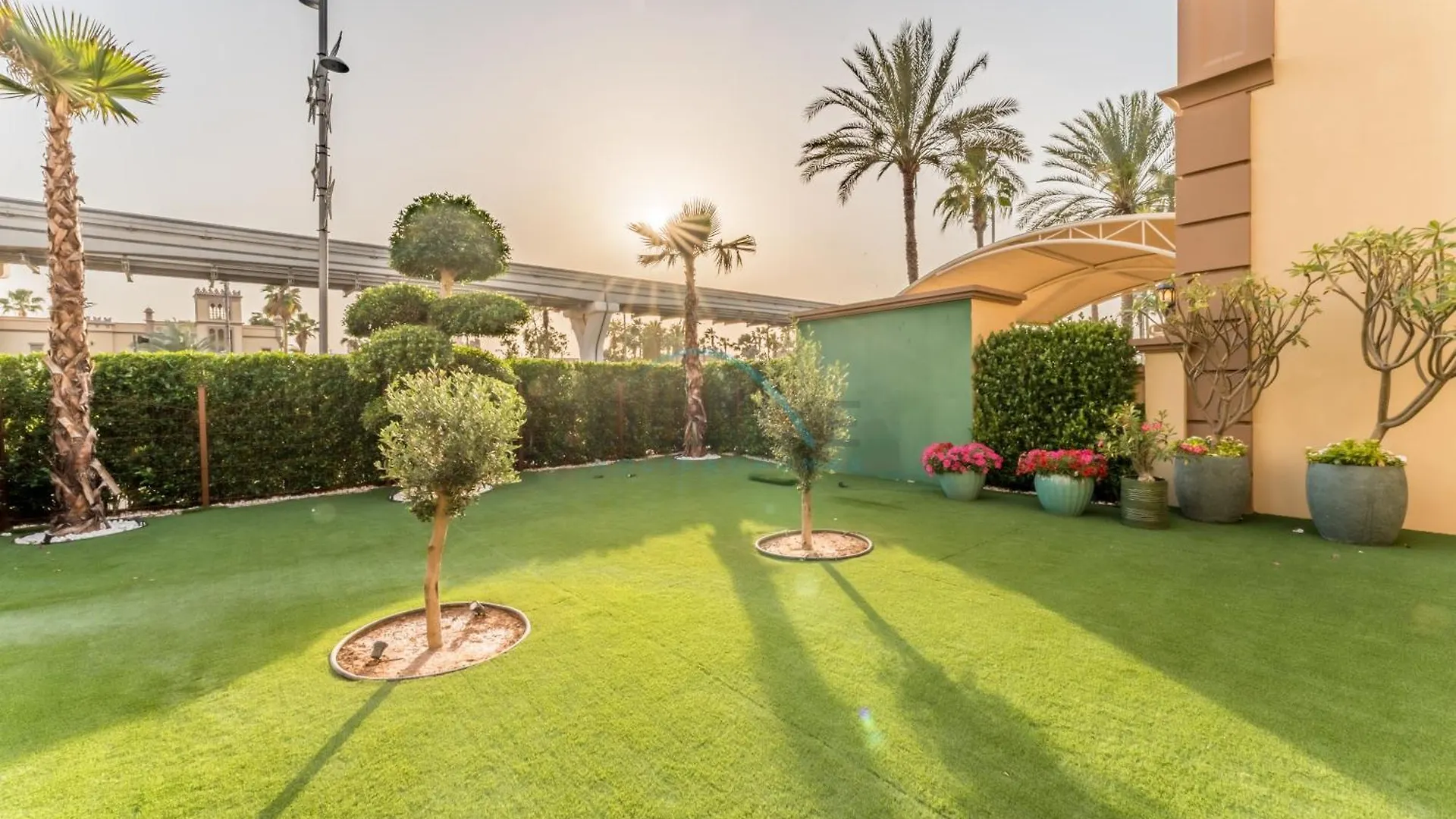 Close To The Beach 4Br And Assistant'S Room Villa With Bbq Facility, Canal Cove, Palm Jumeirah By Deluxe Holiday Homes Dubai 0*,